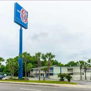 Motel 6 - West **